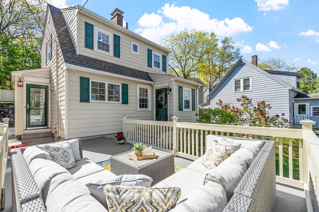 25 Naples Road