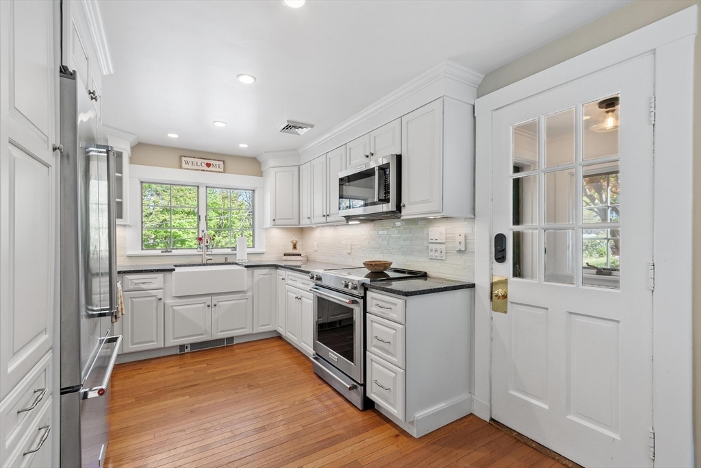 25 Naples Road