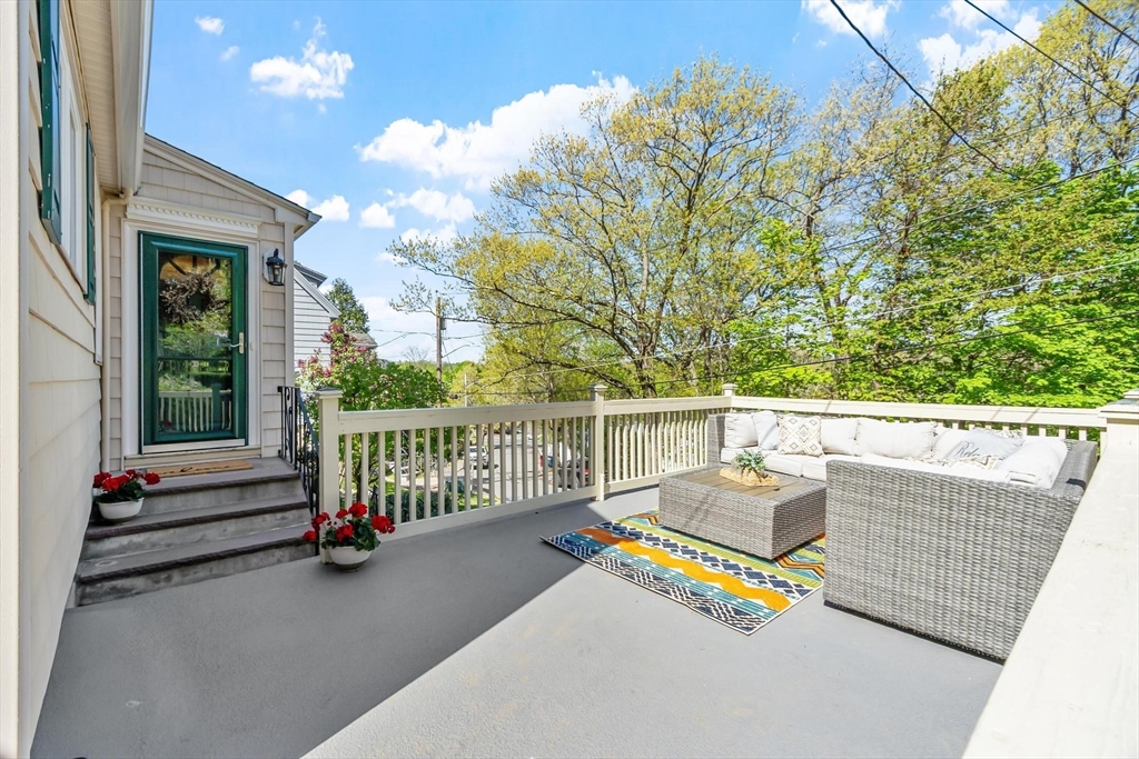 25 Naples Road
