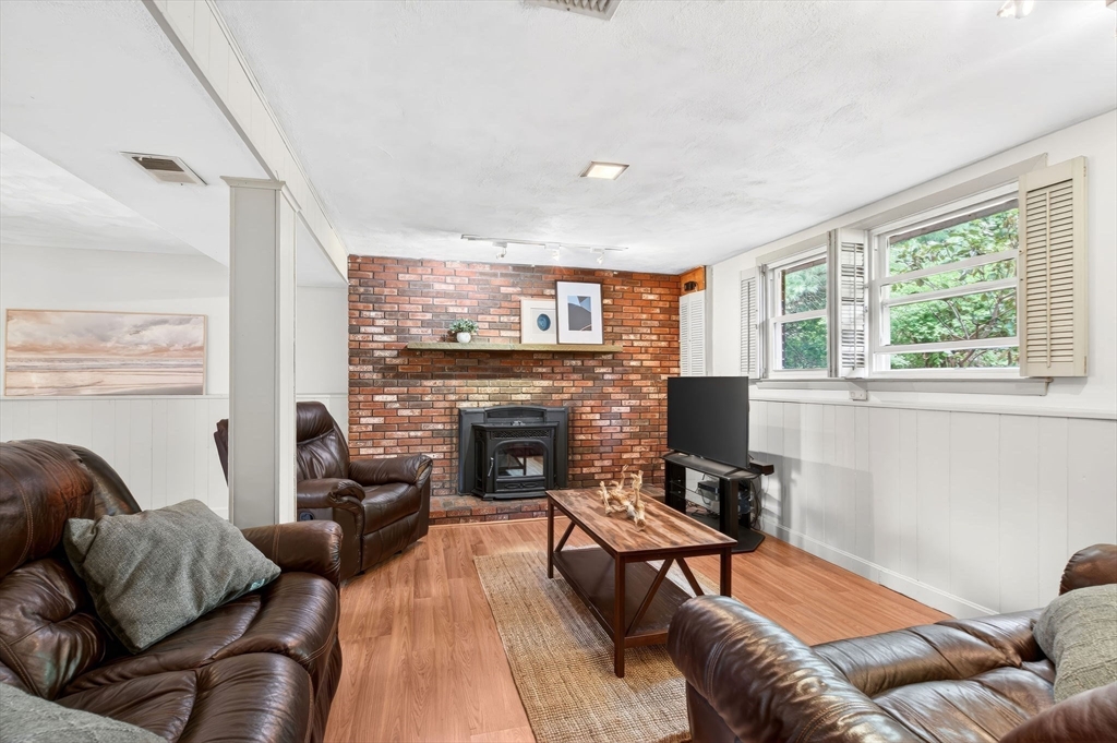 306 Franklin St