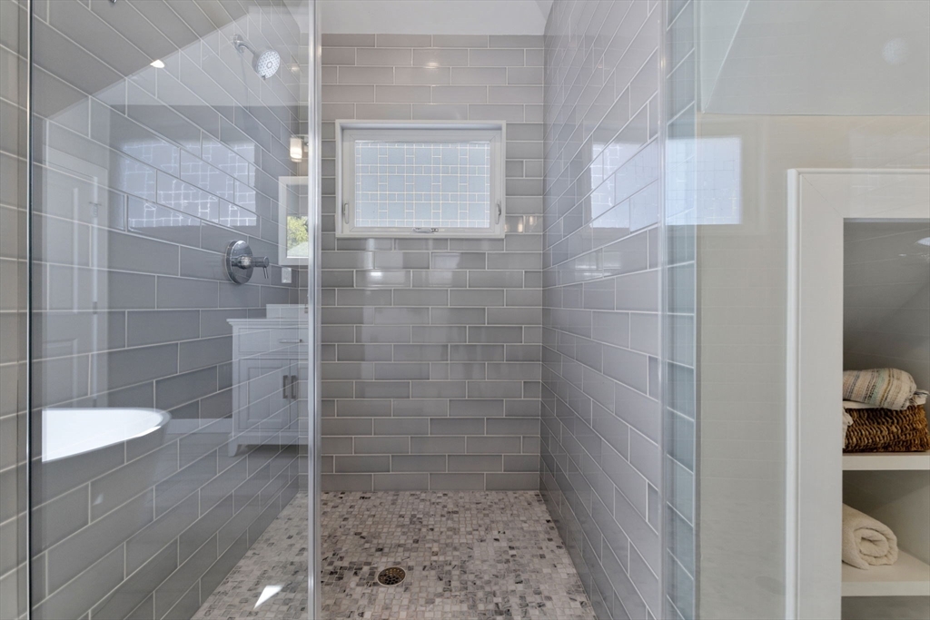 62 Saint Rose St # 3