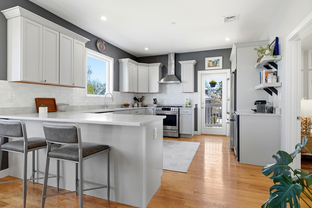 62 Saint Rose St # 3