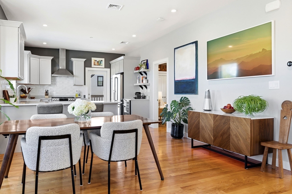 62 Saint Rose St # 3