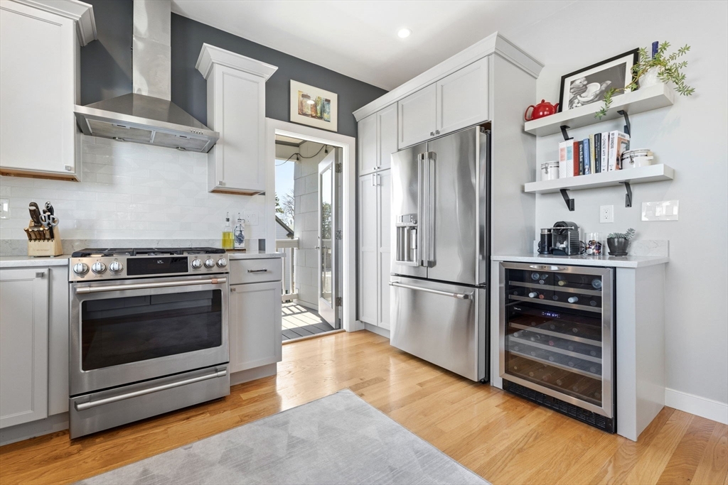 62 Saint Rose St # 3