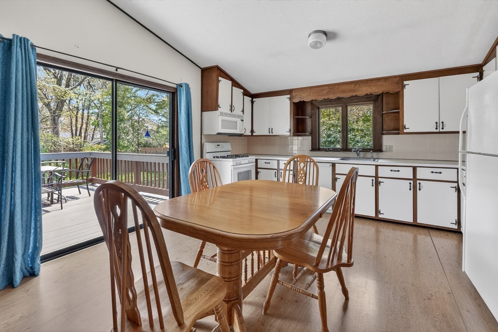 140 Buckwood Drive