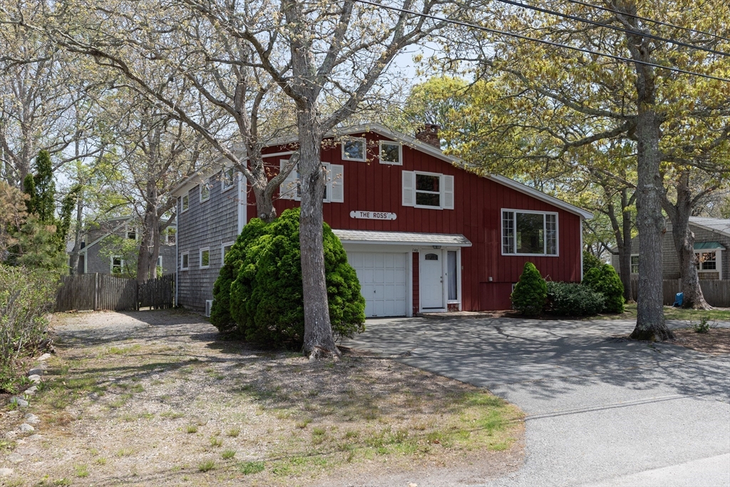 140 Buckwood Drive