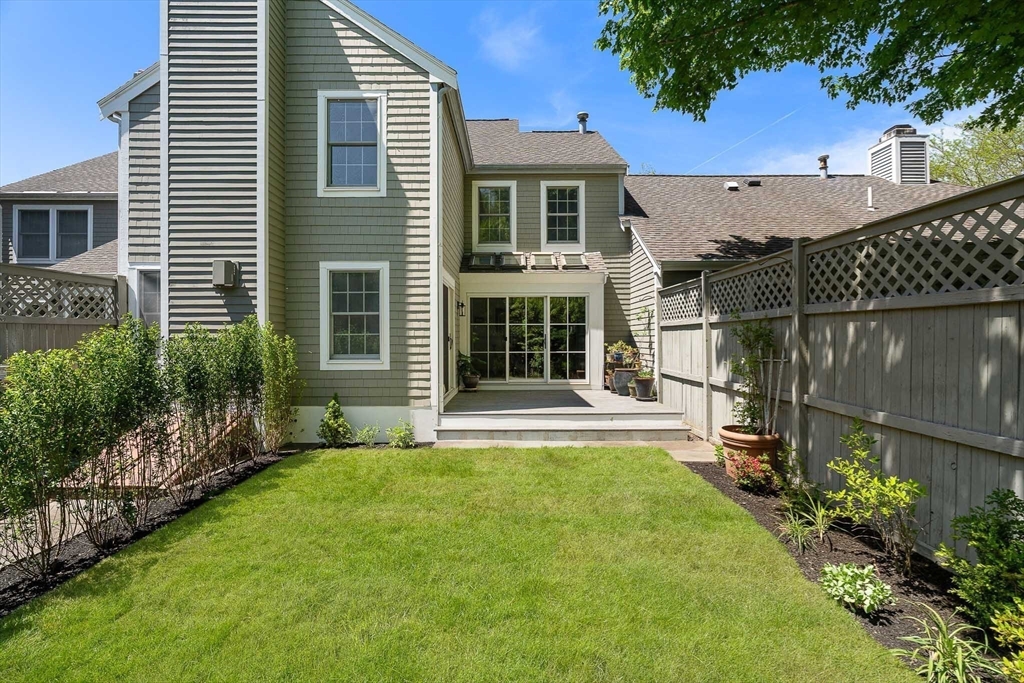 44 Floret Cir # 44
