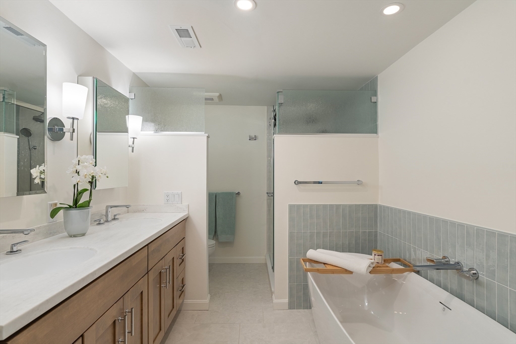 44 Floret Cir # 44