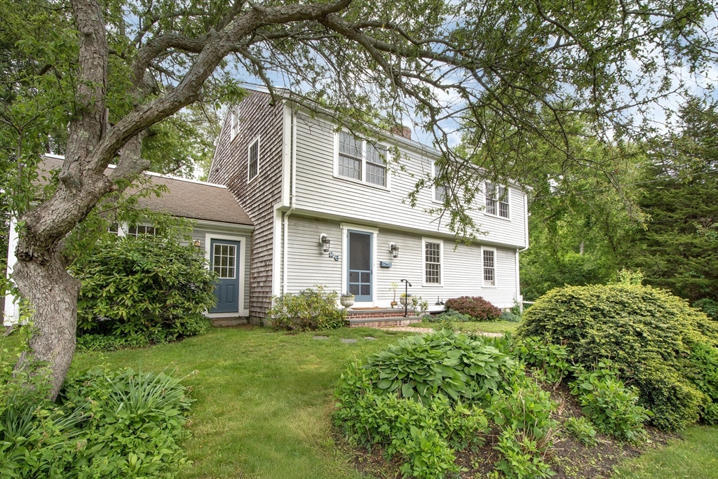 26 Old Coach Rd