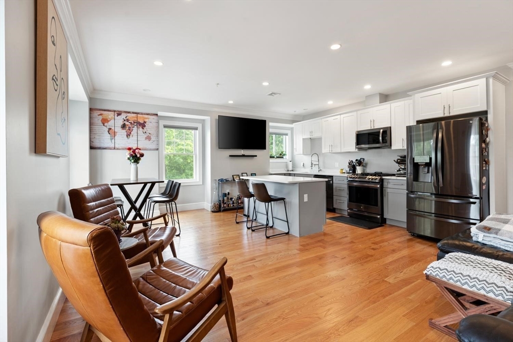 23 Bowdoin Ave # 5