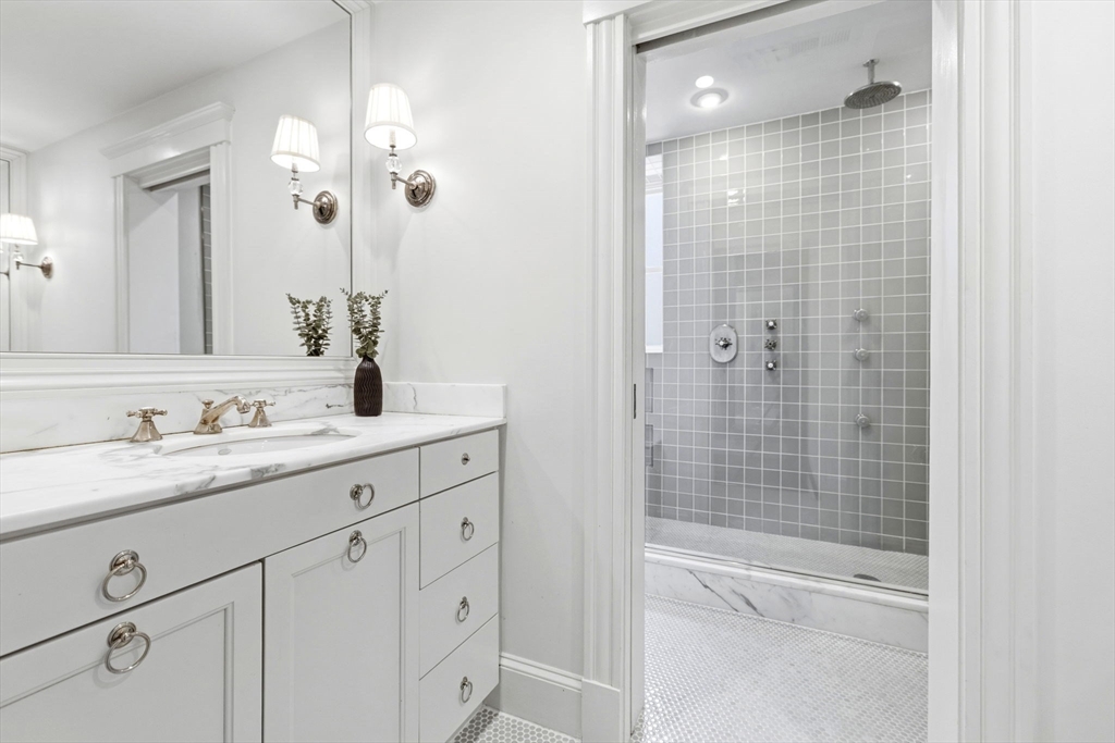 123 Saint Paul St # 1
