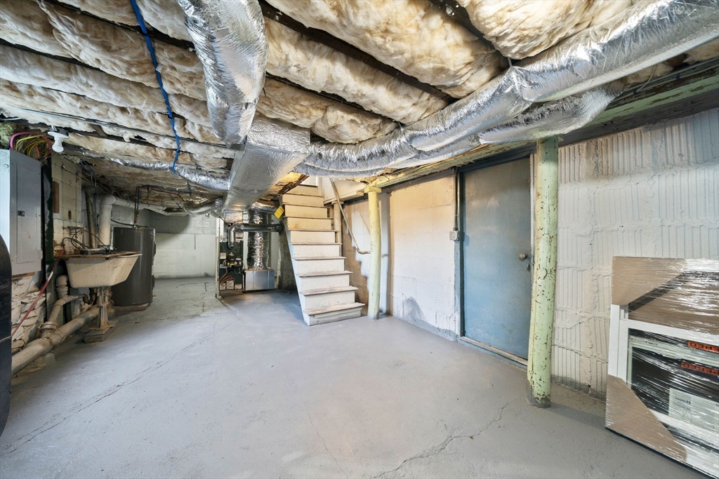 42 Plover Rd