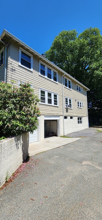 7-9 Bonwood St # 2