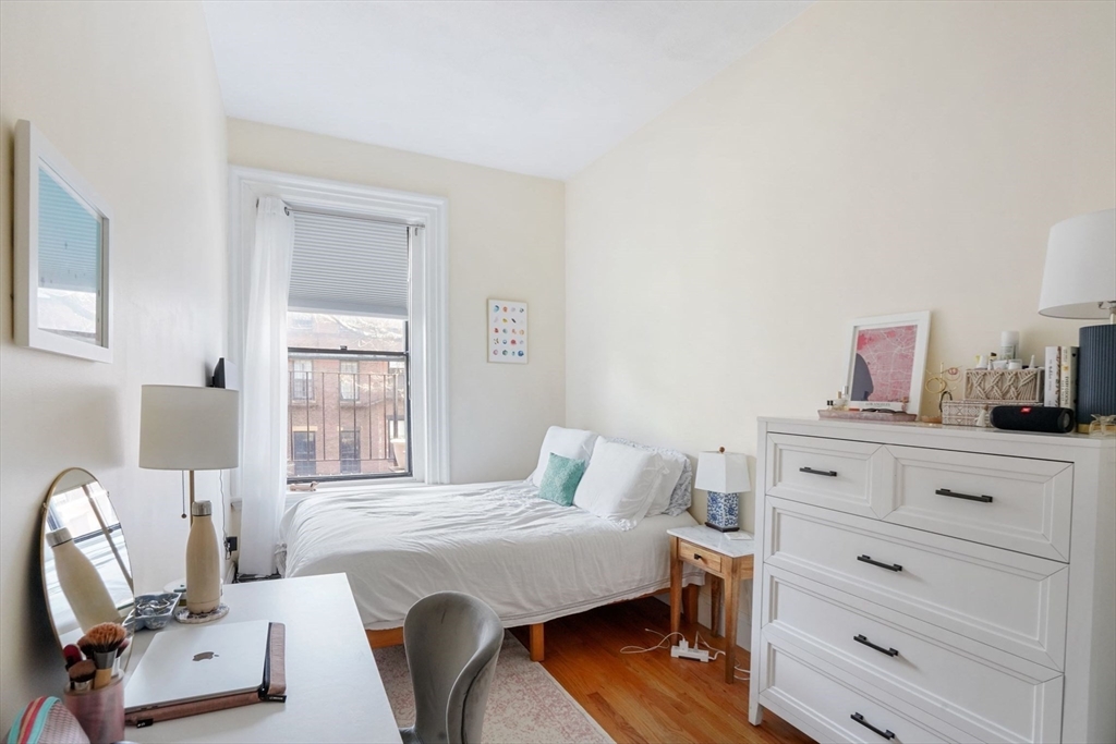 315 Beacon St # 8