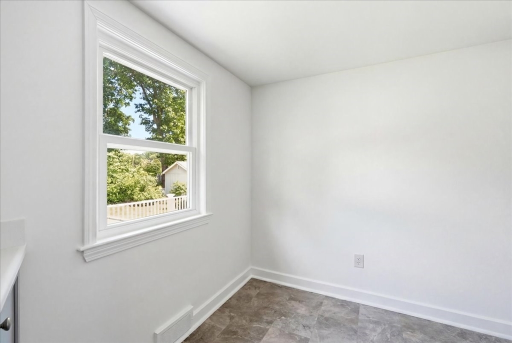 6 Jackson Rd