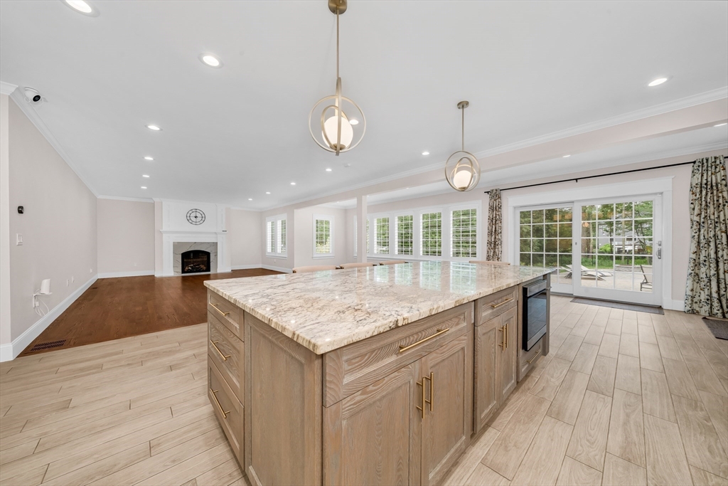 6 Little Meadow Way
