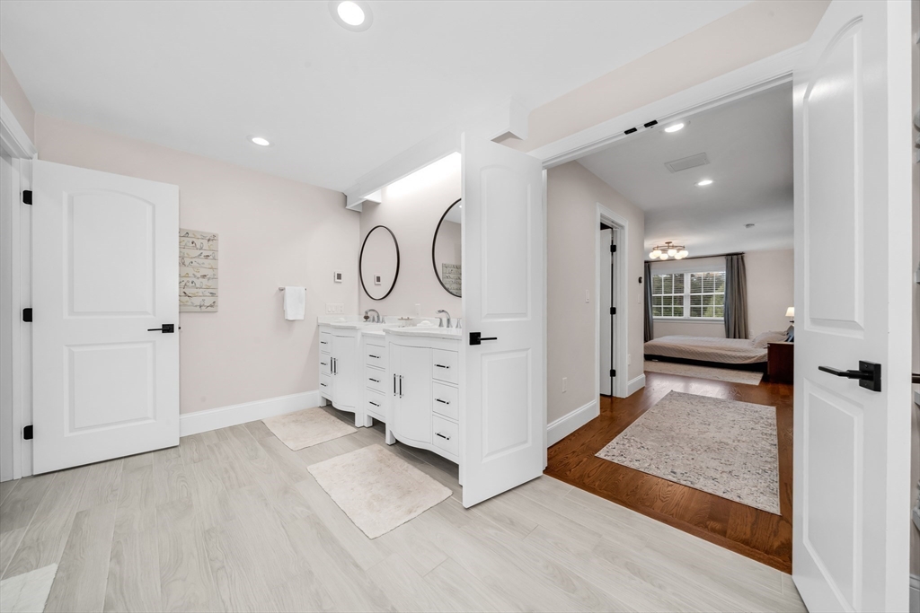 6 Little Meadow Way