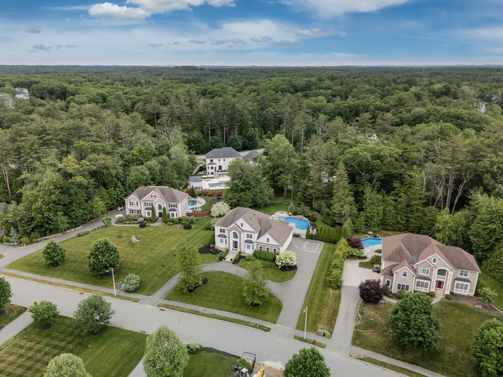 6 Little Meadow Way