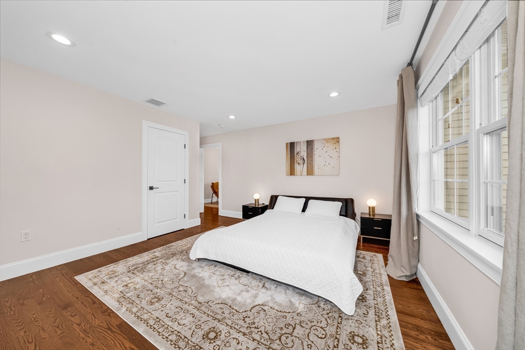 6 Little Meadow Way