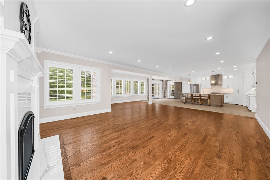 6 Little Meadow Way