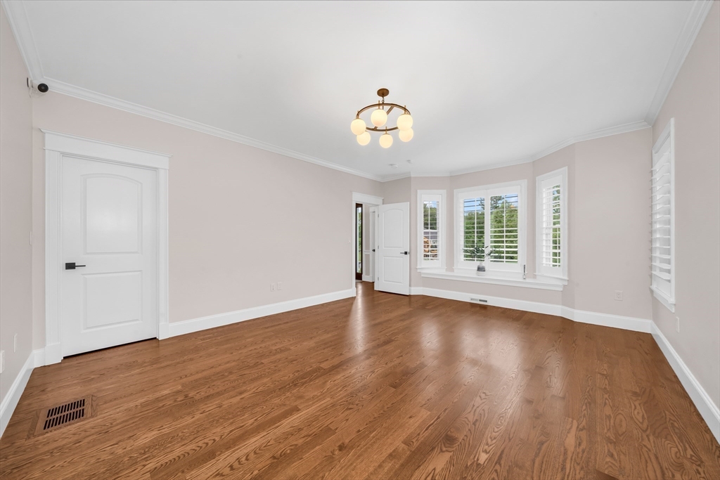 6 Little Meadow Way