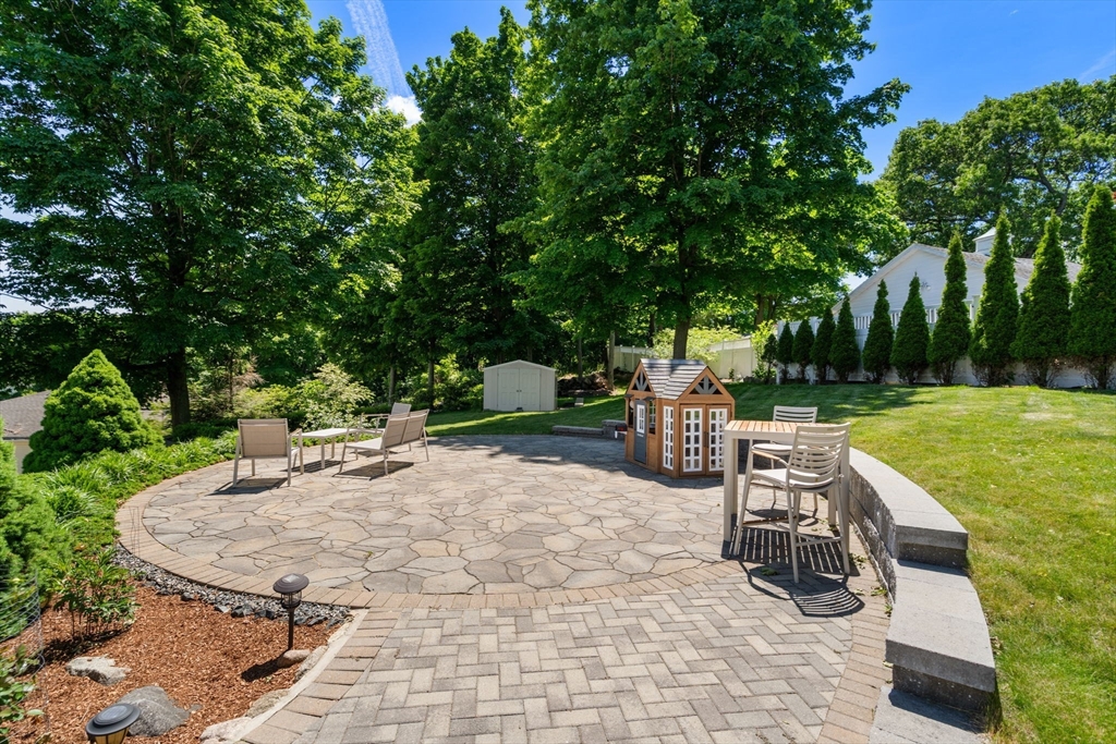 5 Patrick Cir