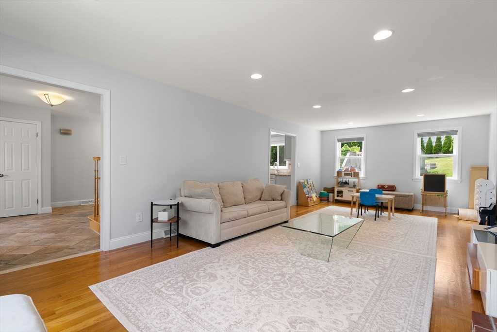 5 Patrick Cir