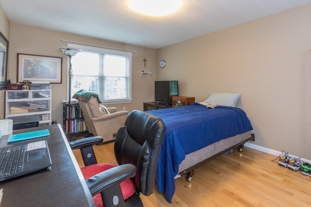 26 Caspian Way # 26