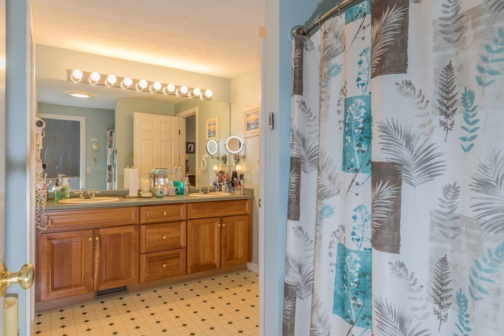 26 Caspian Way # 26