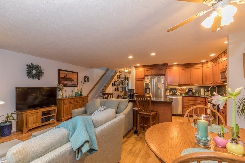 26 Caspian Way # 26
