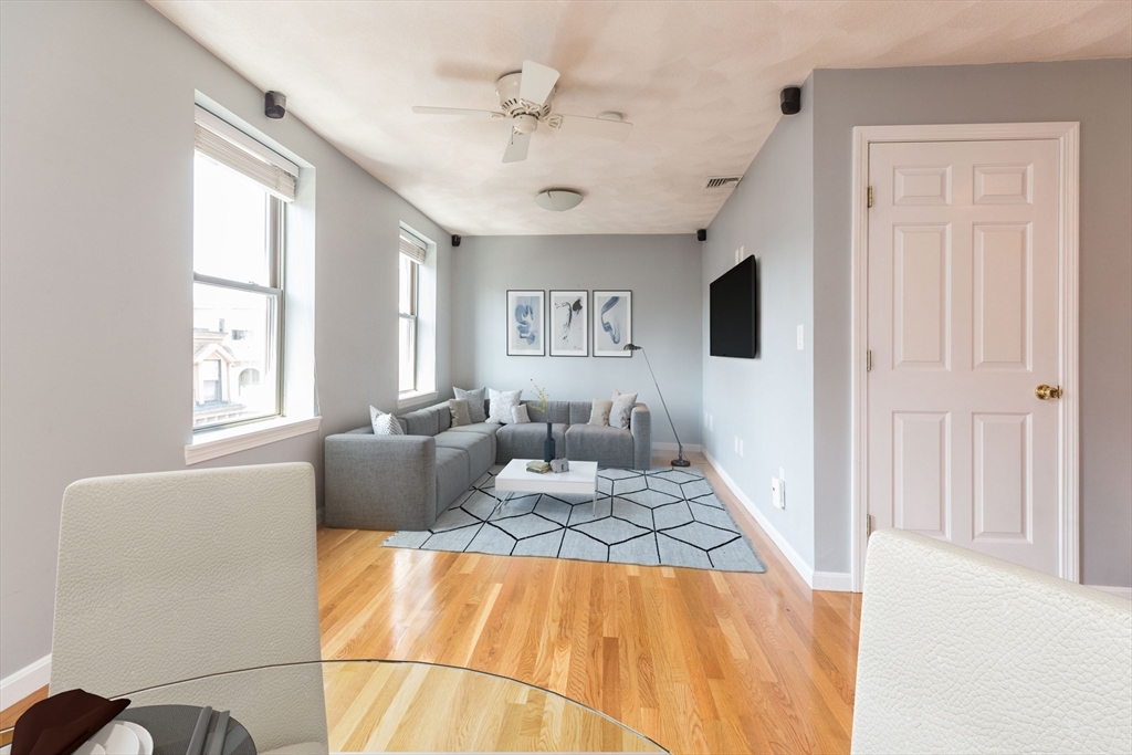 147-149 Richmond St # 5