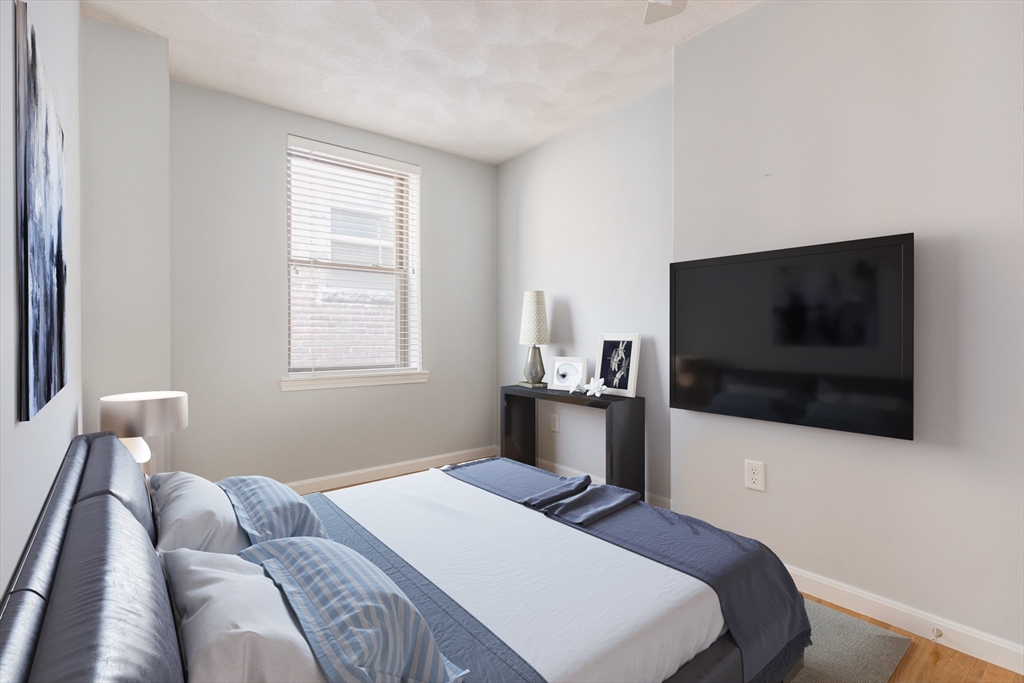 147-149 Richmond St # 5