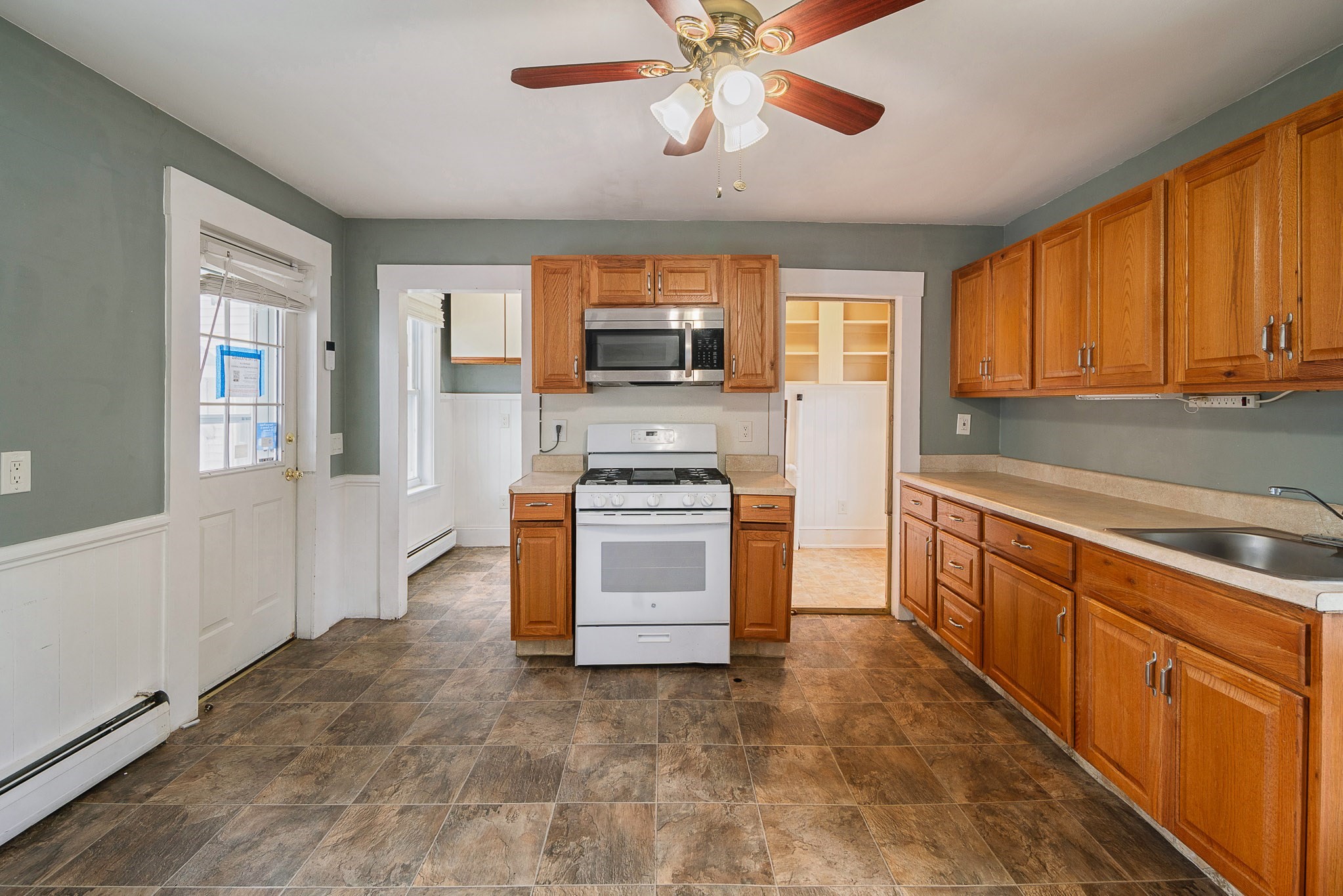 7 Bridge St # 10