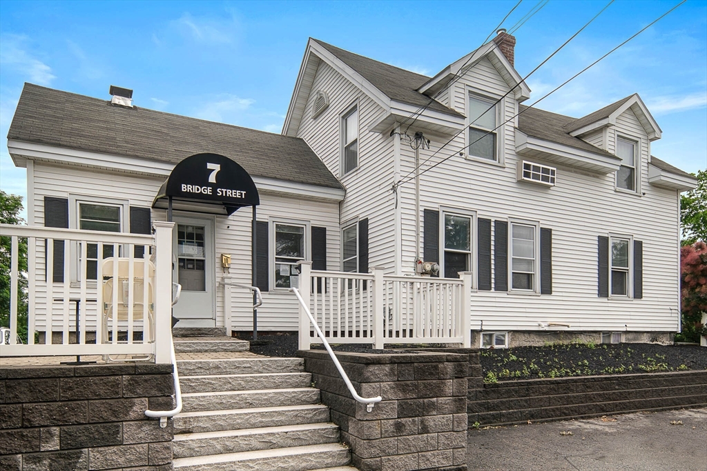 7 Bridge St # 10