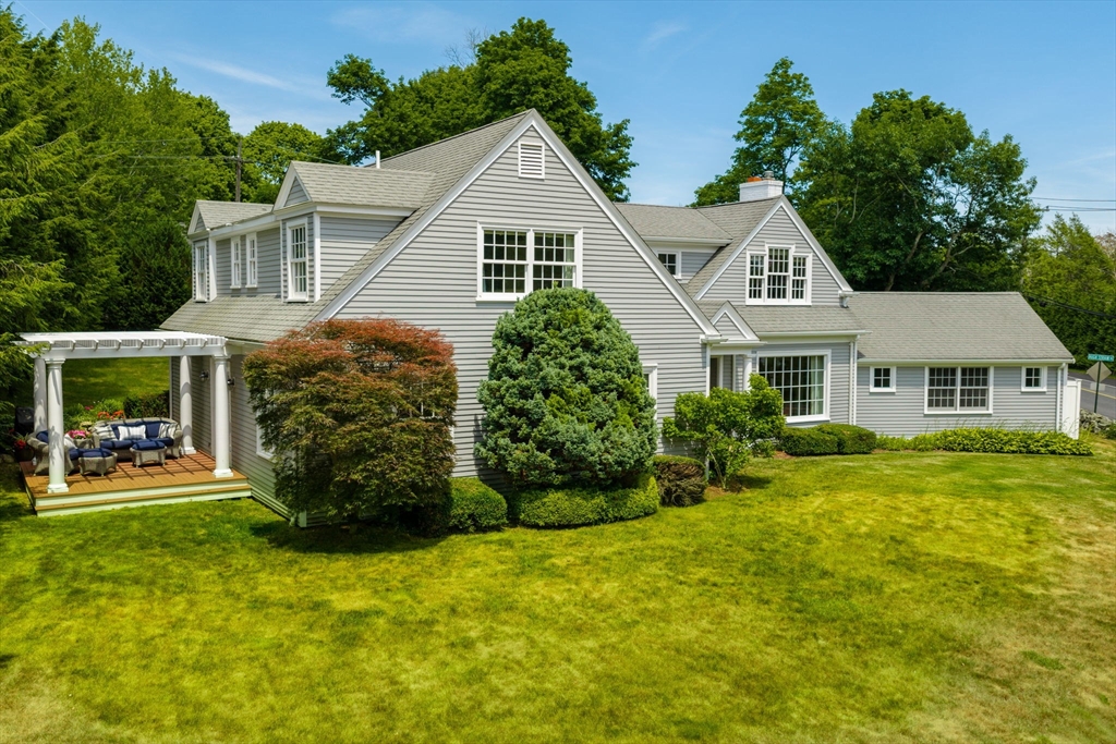 255 Pond