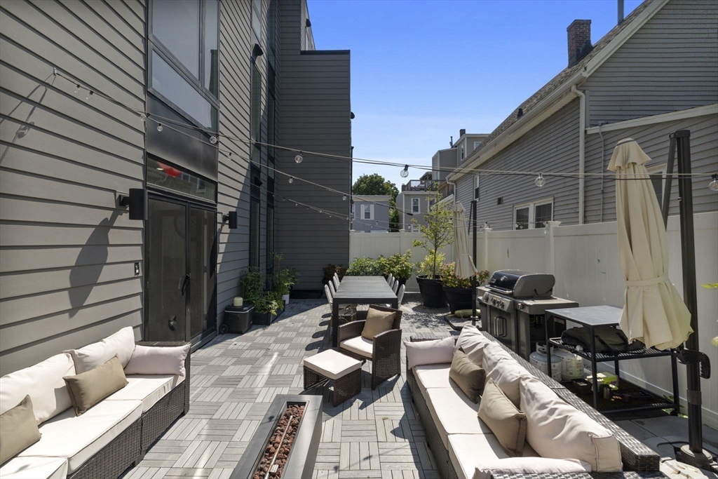 101 Condor St # 205