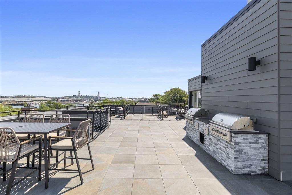 101 Condor St # 205