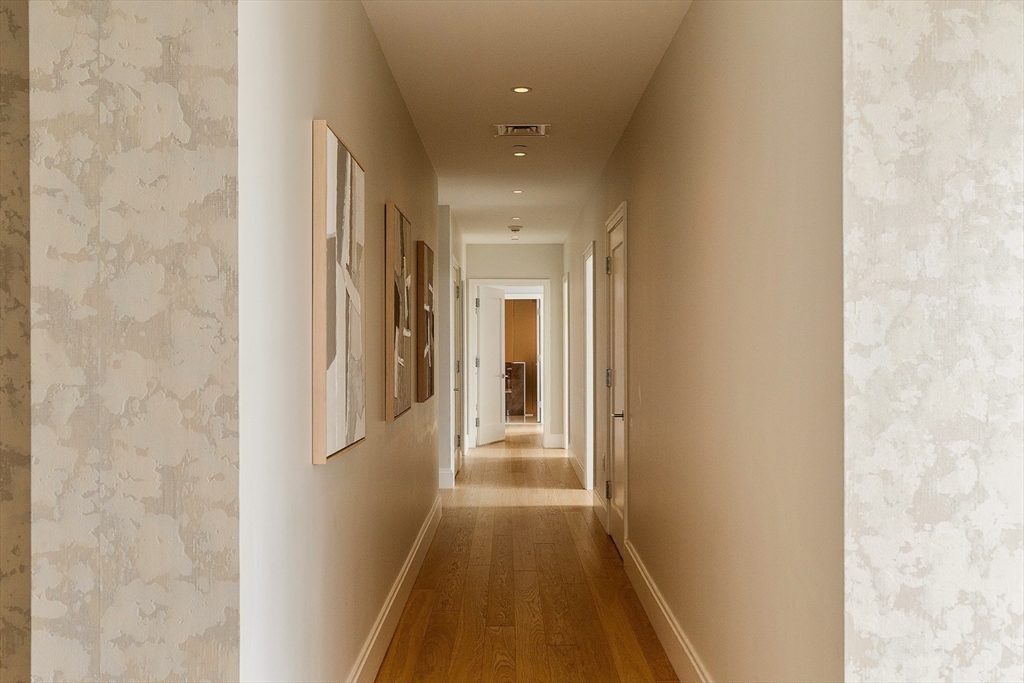 380 Harrison Ave Unit: PH1J