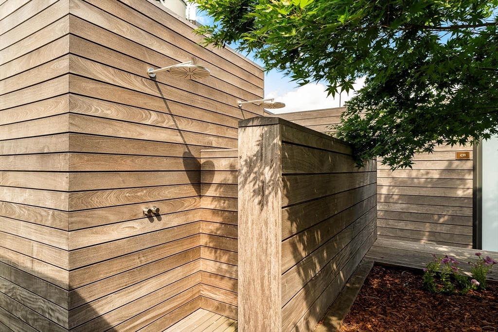 380 Harrison Ave Unit: PH1J
