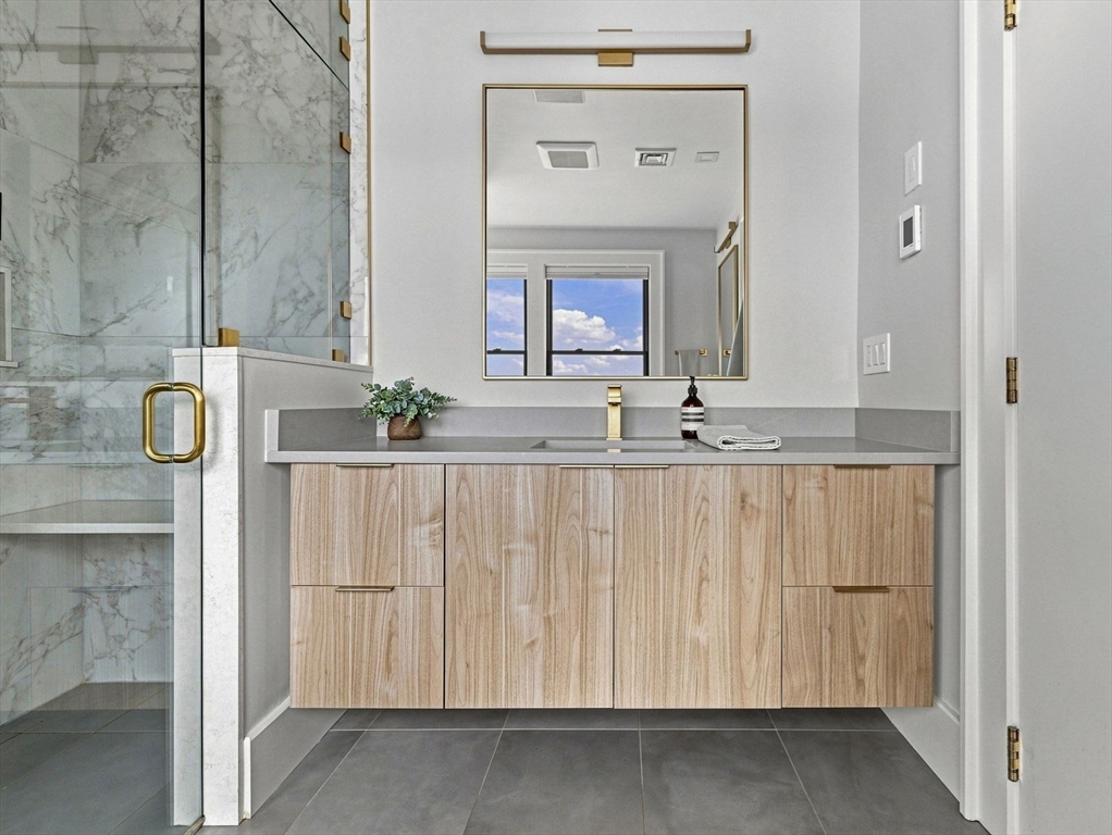 532 E. 3rd Street # 5