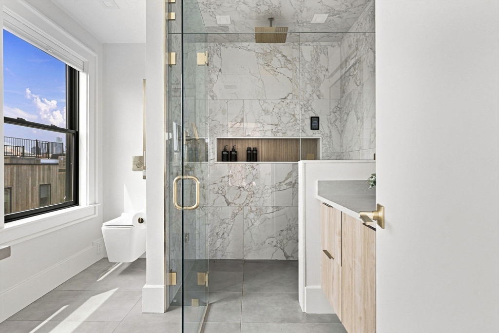532 E. 3rd Street # 5