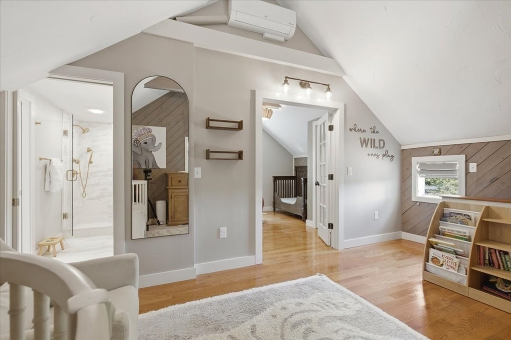 7 Bridle Path