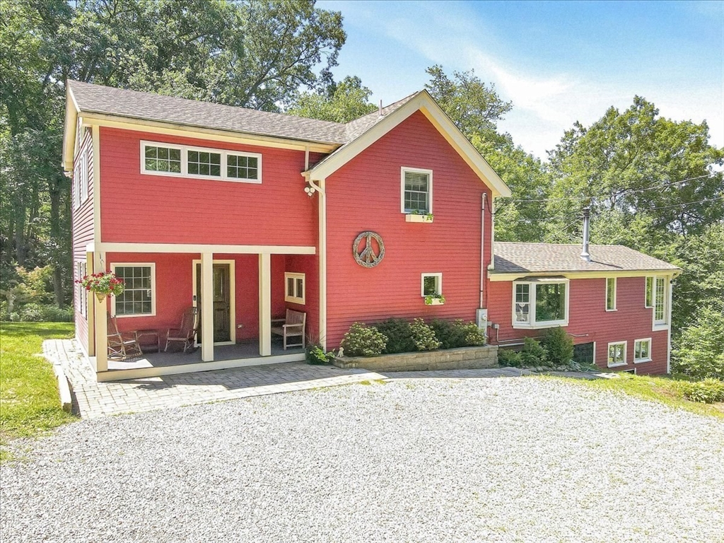 7 Bridle Path