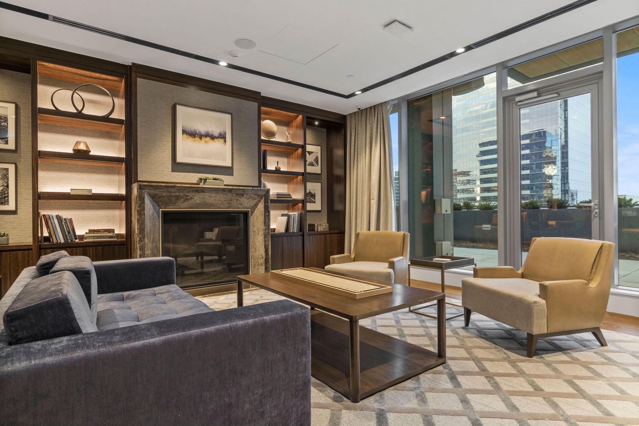 135 Seaport Blvd # 2007