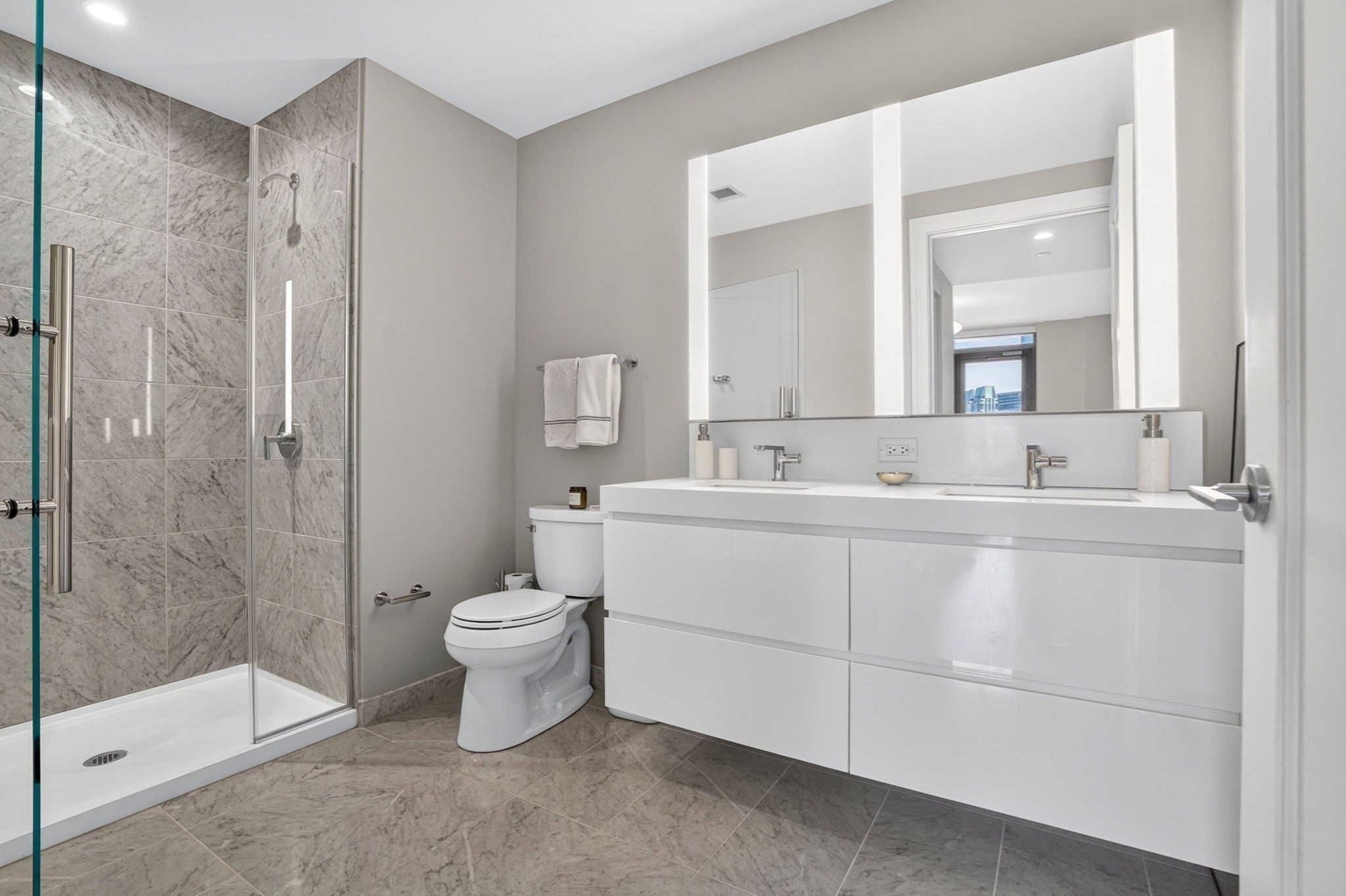 135 Seaport Blvd # 2007