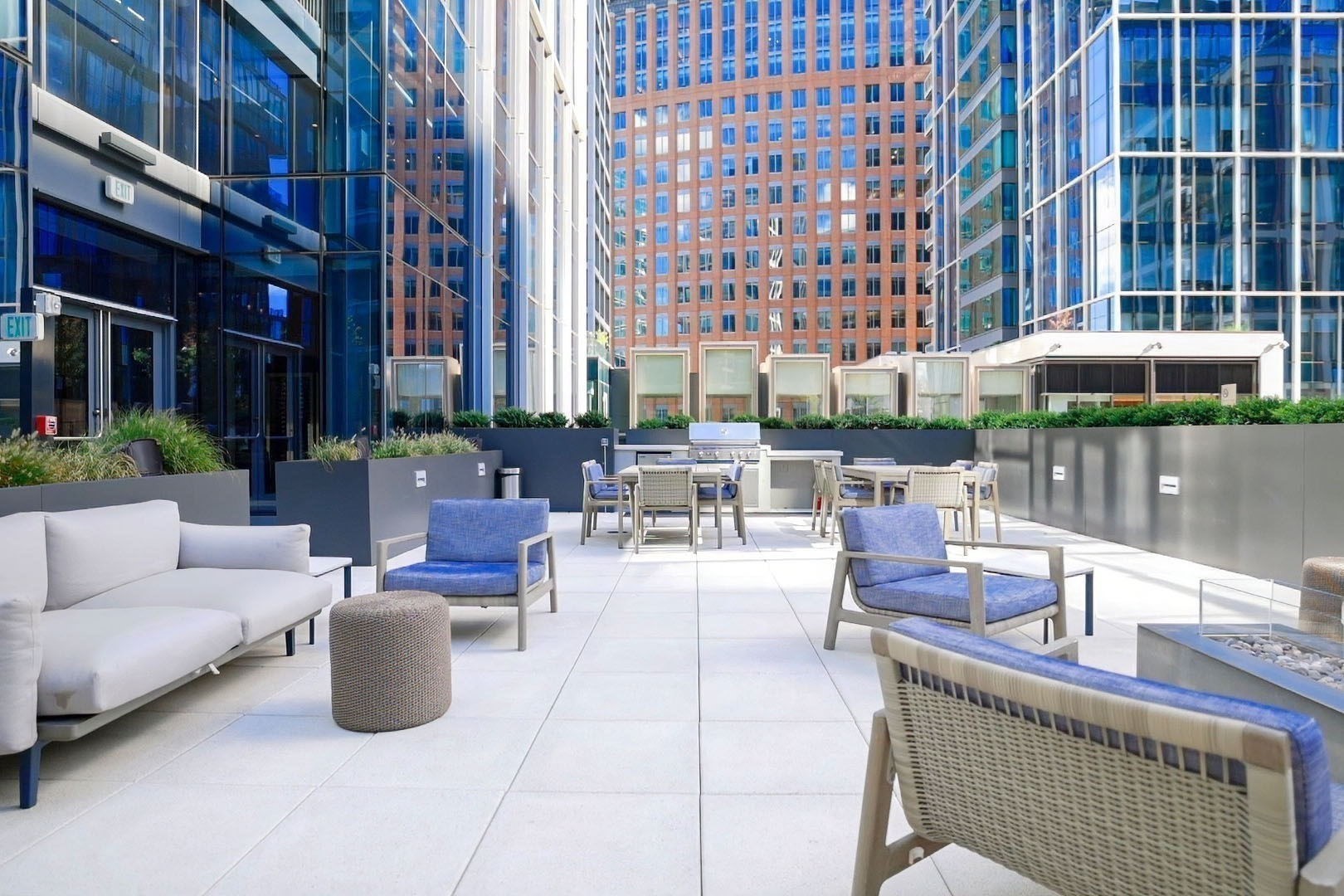 135 Seaport Blvd # 2007
