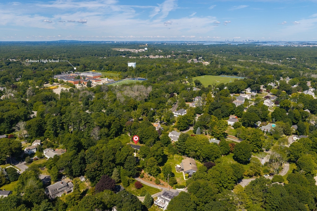 25 Virginia Ln