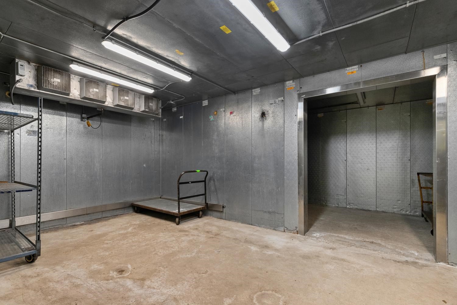 11 Commercial St # 11