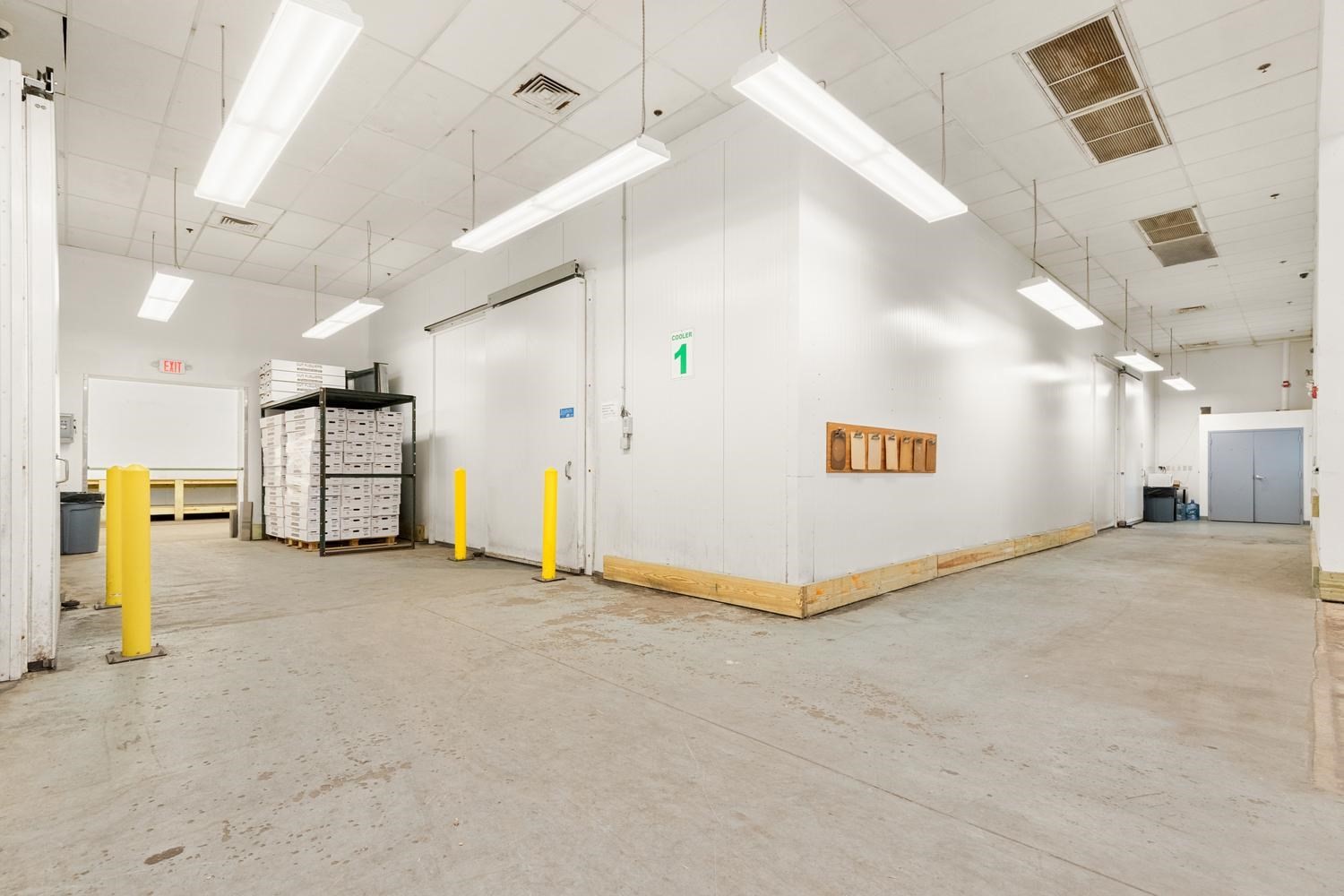 11 Commercial St # 11