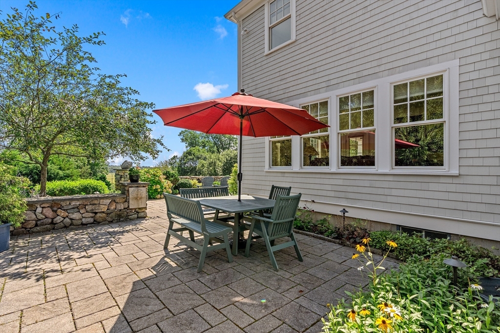 8 Border St